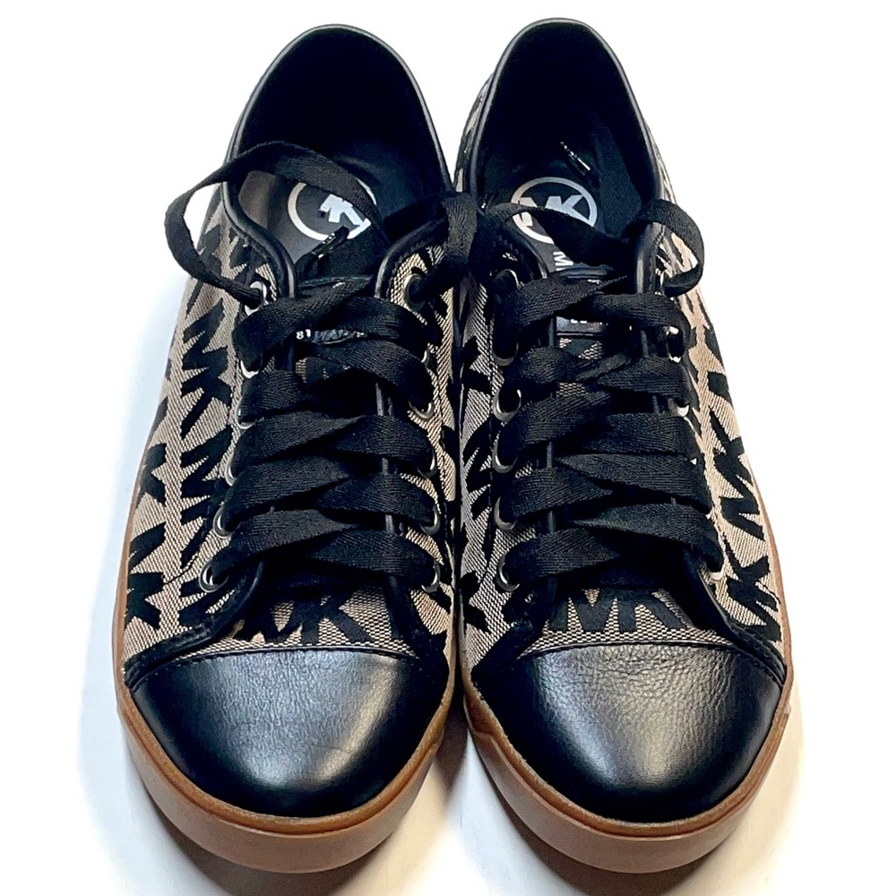 Michael Kors Women’s Lace Up Leather Sneakers Size 6.5M Round Toe